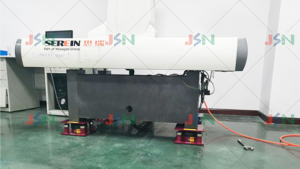 三坐標(biāo)空氣減振器方案